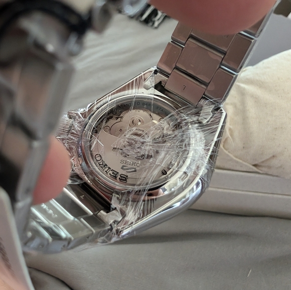 New Seiko SRPD61K1 - Picture 3 of 3